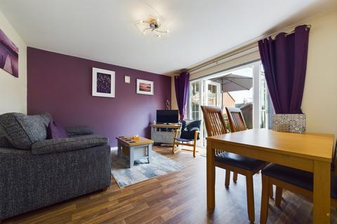 48 Chamberlain Close, Uttoxeter, ST14 8ET