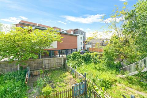 2 bedroom flat for sale, Leucha Road, Walthamstow, London, E17