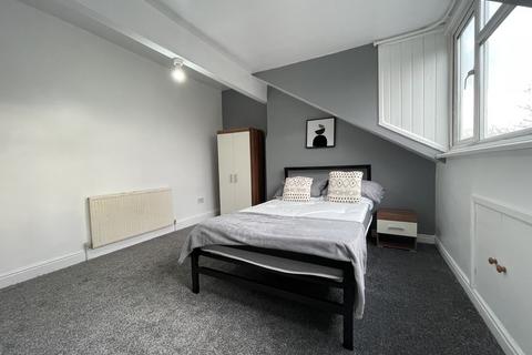 1 bedroom in a house share to rent, Gilpin Street, Leeds LS12