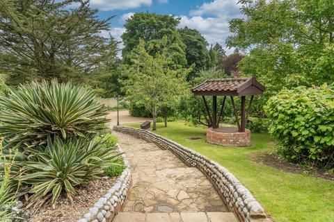 5 bedroom detached bungalow for sale, Roughton