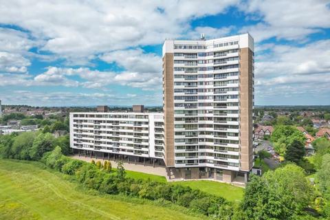 3 bedroom apartment for sale, Montagu Court, Gosforth, Newcastle Upon Tyne