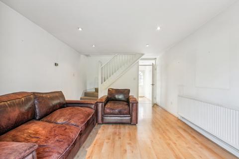 2 bedroom end of terrace house for sale, Linnet Mews, Clapham South, London, SW12