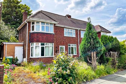 2 bedroom semi-detached house for sale, Brynmawr Road, LANESFIELD, WV14 9BU