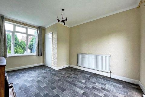 2 bedroom semi-detached house for sale, Brynmawr Road, LANESFIELD, WV14 9BU