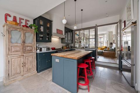 4 bedroom terraced house for sale, Liddell Gardens, Kensal Rise, London NW10