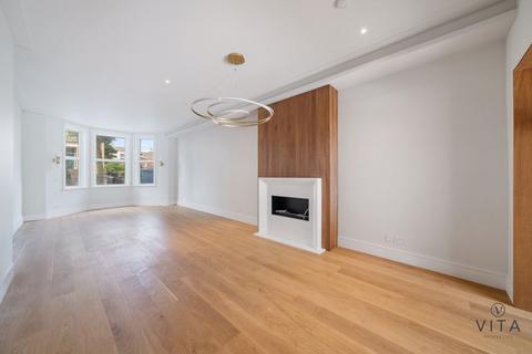 5 bedroom semi-detached house for sale, Fordwych Road, West Hampstead, London NW2