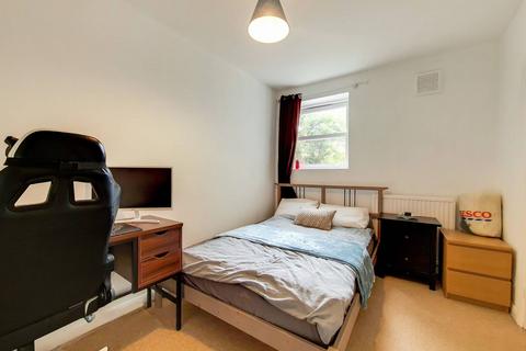 2 bedroom flat for sale, Mount Ephraim Road, Streatham Hill, London, SW16