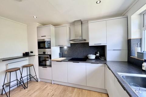 3 bedroom apartment for sale, Flat 33 Eaton Court, Mulroy Road, Sutton Coldfield, B74 2PZ