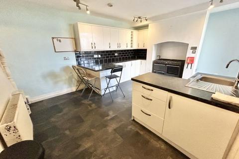 6 bedroom terraced house for sale, Bangor Road, Penmaenmawr