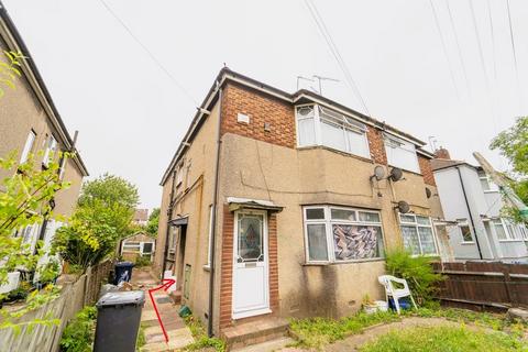 2 bedroom ground floor maisonette for sale, Balfour Road, Southall
