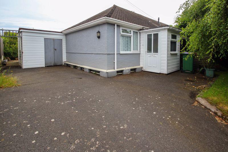 Mill Lane, Hawkinge, FOLKESTONE 2 bed semidetached bungalow for sale