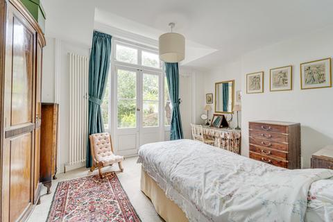 2 bedroom flat for sale, Weston Park, Crouch End N8