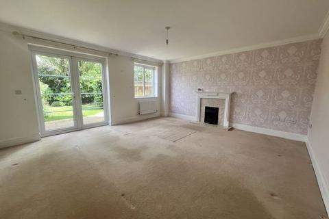 3 bedroom end of terrace house for sale, Thimble Drive, Sutton Coldfield, B76 2TL