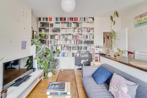 1 bedroom apartment to rent, Hillfield Avenue, Crouch End, London