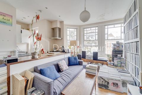 1 bedroom apartment to rent, Hillfield Avenue, Crouch End, London