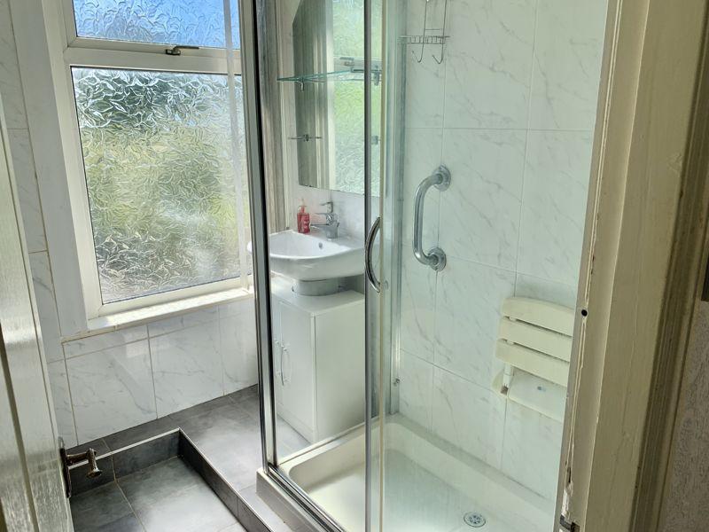 Shower Room 1