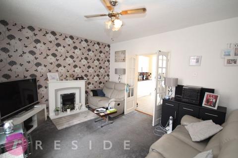 3 bedroom townhouse for sale, Bingley Road, Rochdale OL16