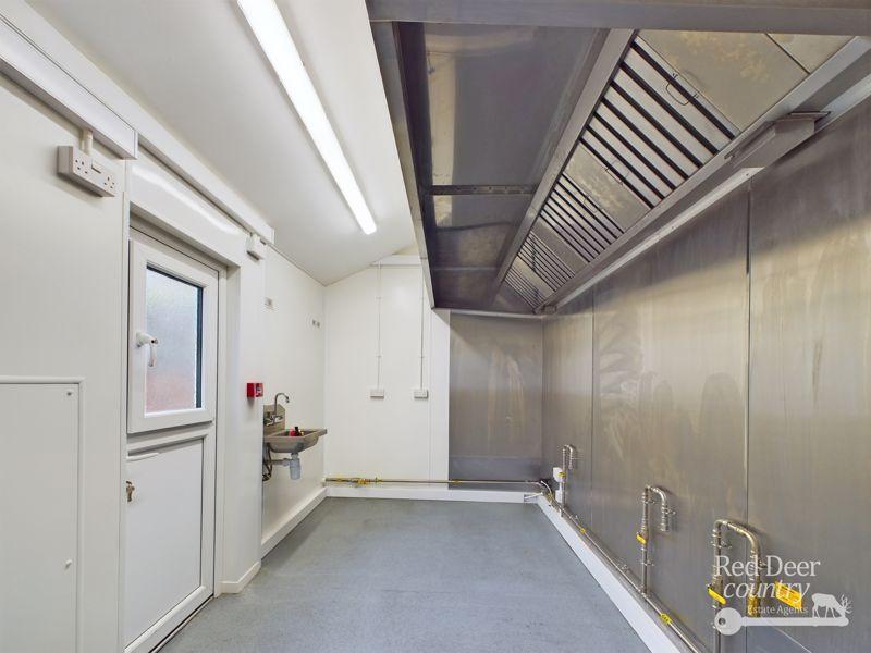 Commercial Kitchen