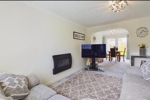 3 bedroom detached house for sale, Juniper Drive, Ellesmere Port CH66