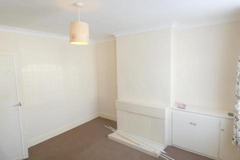 2 bedroom terraced house to rent, New Street, Huthwaite