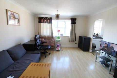 2 bedroom apartment to rent, Marquis Court - 2 bed flat - LU2 7LG - Close to town/Station