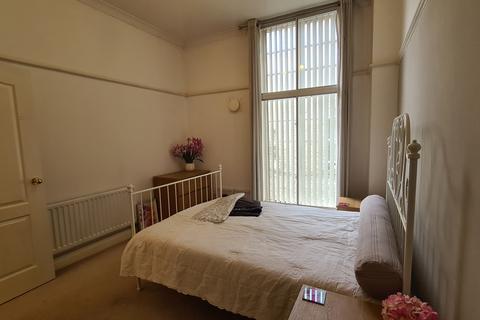 1 bedroom flat to rent, Provincial House, Canute Road, Southampton