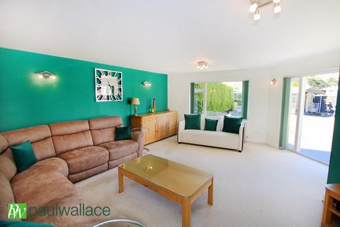 11 Grenville Close, Waltham Cross, EN8 8RP