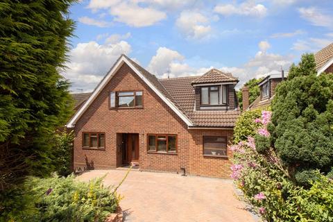 4 bedroom detached house for sale, Newell Road, Hemel Hempstead