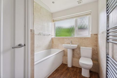 Robins Roost Hare Lane, Little Kingshill, Great Missenden, HP16 0EE