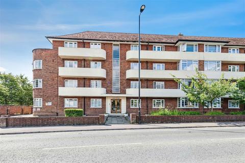 2 bedroom apartment for sale, Archers Road, Southampton SO15