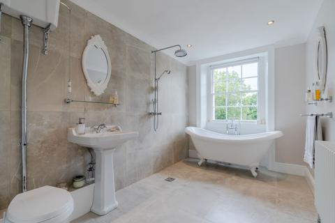 5 bedroom terraced house for sale, London Road, Gloucester GL1