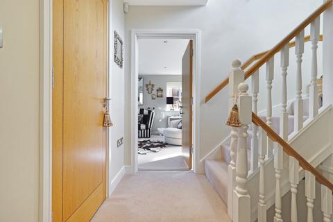 1 Mowbray Close, Epping, CM16 5AZ