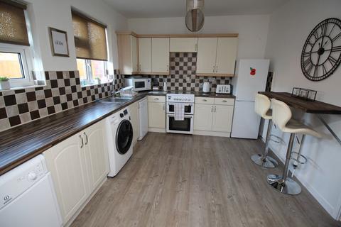 3 bedroom semi-detached house to rent, Toll Bar Road, Mexborough S64