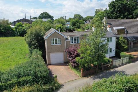 4 bedroom semi-detached house for sale, Vicarage Lane, Gresford