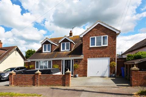 5 bedroom detached house for sale, Seathorpe Avenue, Minster