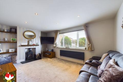 12 Goldsborough Close, Gloucester, GL4 4ST