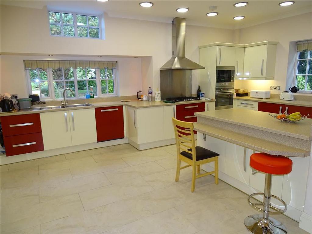 Kitchen/Breakfast Room A