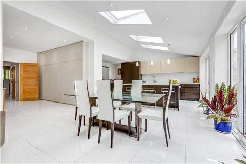 43 Westmoreland Road, London, SW13 9RZ