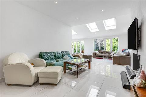 43 Westmoreland Road, London, SW13 9RZ