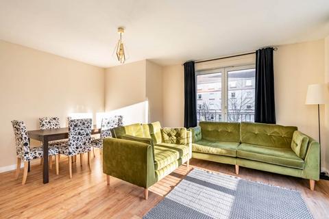 3 bedroom flat to rent, Sinclair Place, Shandon, Edinburgh