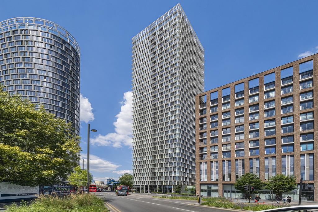 Flat 176 Stratosphere Tower 014