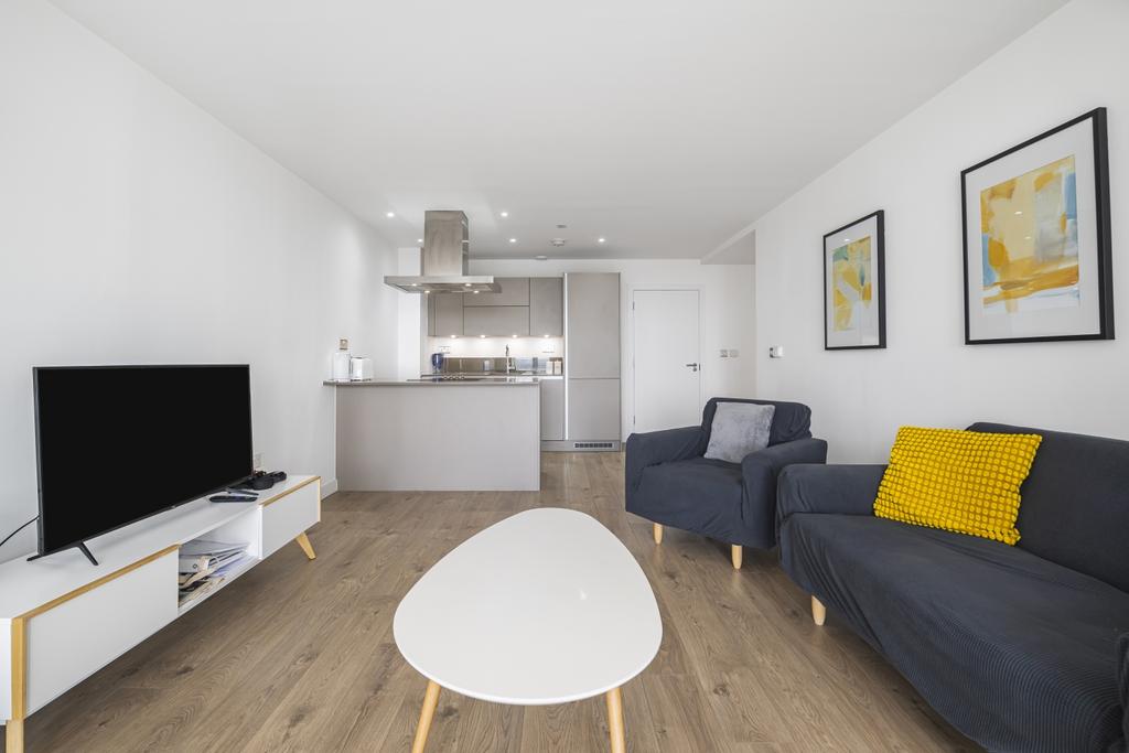 Flat 176 Stratosphere Tower 008