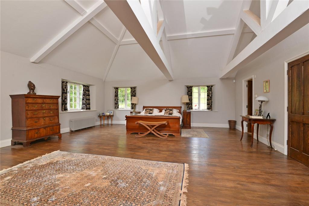 Main Bedroom
