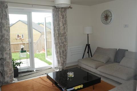 4 bedroom semi-detached house to rent, Meadow Walk Drive, Bradford, West Yorkshire, BD2