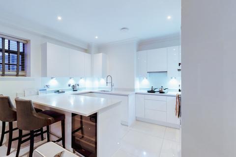 2 bedroom flat to rent, Palace Wharf, Rainville Road, Fulham W6