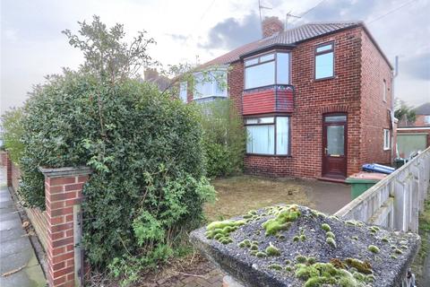 3 bedroom semi-detached house to rent, Broadway East, Redcar