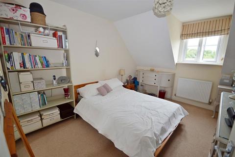 3 bedroom terraced house to rent, Treffry Road, Truro, Cornwall, TR1 1UF