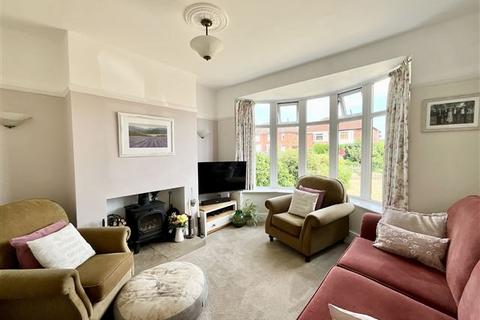 3 bedroom semi-detached house for sale, Lodge Lane, Aston, Sheffield, S26 2BP