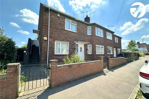 2 bedroom maisonette for sale, Knockhall Road, Greenhithe, Kent, DA9