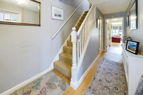 21 Frethern Close, Burford, OX18 4NS